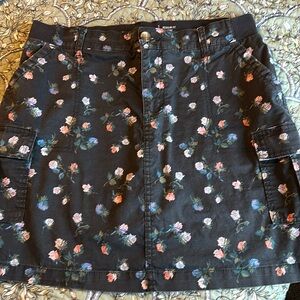 💟 Lee Women’s Floral Skort